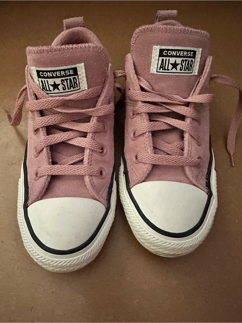 Converse Woman’s All Star Low Top Sneakers - Pink